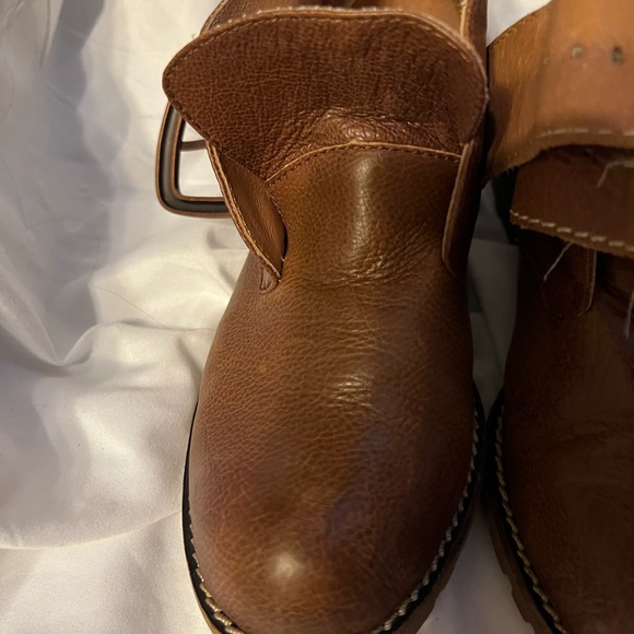 EUC Sofft ankle boots. Size 6.5. - Picture 6 of 10